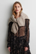 Load image into Gallery viewer, Paislia Frill Blouse Second Female