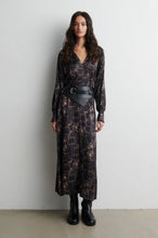 Load image into Gallery viewer, Paisley Dress Second Female
