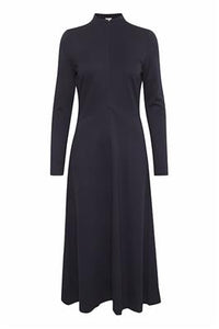 Dana Dress Part Two