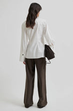 Load image into Gallery viewer, Noova shirt Second Female