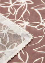 Load image into Gallery viewer, Channa Scarf Soyaconcept