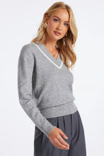 Load image into Gallery viewer, Siene V-neck Sweater Bishop + Young