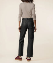Load image into Gallery viewer, Avery high rise Matte Black Kut From the Kloth
