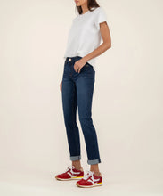 Load image into Gallery viewer, Catherine Boyfriend Abelia Kut from the Kloth