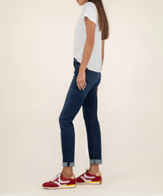 Load image into Gallery viewer, Catherine Boyfriend Abelia Kut from the Kloth