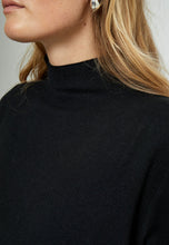 Load image into Gallery viewer, Lupi High neck Knit Pullover Minus