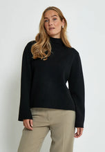 Load image into Gallery viewer, Lupi High neck Knit Pullover Minus
