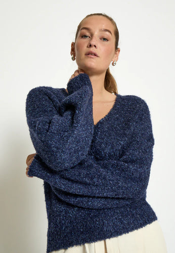 Jennie V-neck Knit Pullover Minus