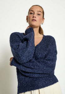 Jennie V-neck Knit Pullover Minus
