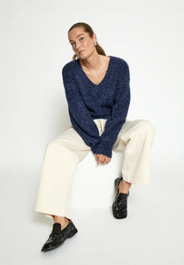 Jennie V-neck Knit Pullover Minus