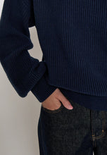 Load image into Gallery viewer, Sigrid knit pullover Minus
