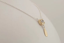 Load image into Gallery viewer, On the rock Necklace Karyn Chopik