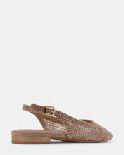 Load image into Gallery viewer, Dace Steve Madden