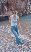 Load image into Gallery viewer, Elle V-neck Tank Top Mos Mosh