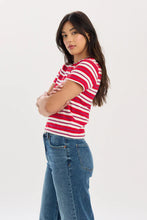 Load image into Gallery viewer, Zuma T-shirt Daze