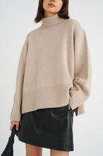 Load image into Gallery viewer, Wook Short Skirt