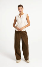 Load image into Gallery viewer, Knitted spencer with buttons Yaya the Brand