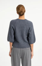 Load image into Gallery viewer, Sweater with textured sleeves Yaya the Brand