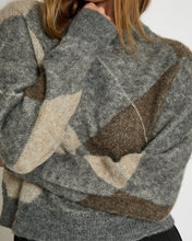 Load image into Gallery viewer, Revea Knit Pullover Minus