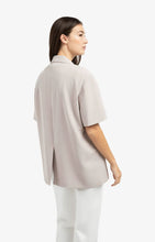 Load image into Gallery viewer, Woven oversized shortsleeve Blazer Yaya the Brand