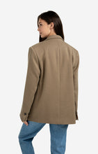 Load image into Gallery viewer, Woven oversized blazer Yaya the Brand