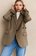 Load image into Gallery viewer, Woven oversized blazer Yaya the Brand