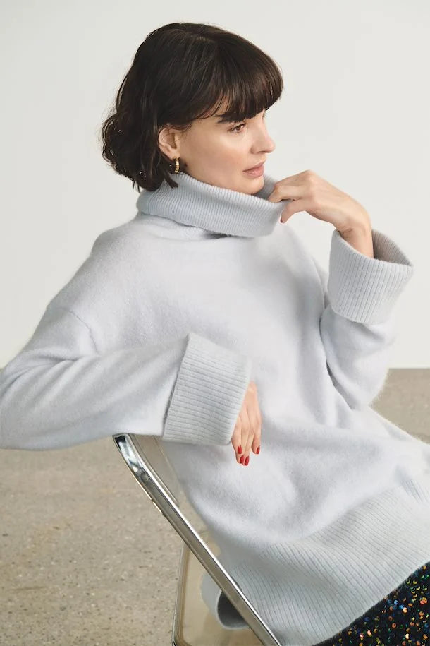 Leah Pullover Part Two