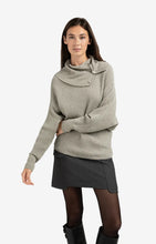 Load image into Gallery viewer, Batwing sweater with collar Yaya the Brand