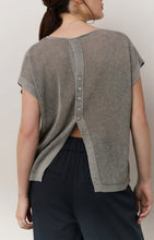 Load image into Gallery viewer, Sleeveless sweater Yaya the Brand