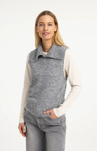 Load image into Gallery viewer, Sleevess sweater with collar Yaya the Brand