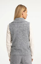 Load image into Gallery viewer, Sleevess sweater with collar Yaya the Brand