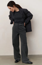 Load image into Gallery viewer, Short sleeve sweatshirt Yaya the Brand