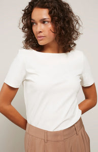 T-shirt with boatneck and short sleeves in regular fit Yaya the brand