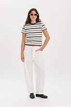 Load image into Gallery viewer, Villa pantdrawstring barrel pant Jeans Daze