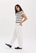 Load image into Gallery viewer, Villa pantdrawstring barrel pant Jeans Daze