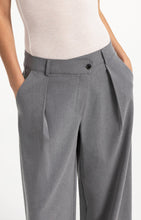 Load image into Gallery viewer, Woven wide leg trousers Yaya the Brand