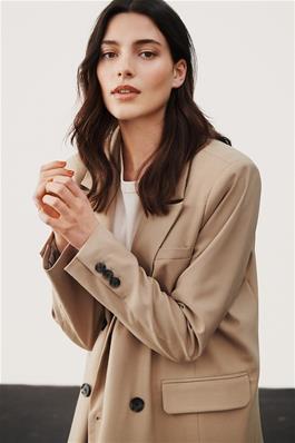 Sonjas Blazer Part Two