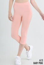 Load image into Gallery viewer, Classic seamless Capri length Legging NB5081