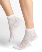 Load image into Gallery viewer, English Lace Silk Ankle Socks Bleuforêt
